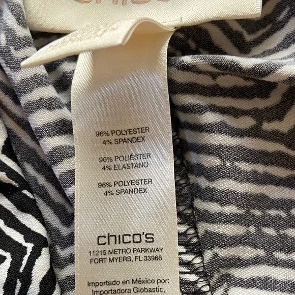 Chicos Sz 1 Bundle of 2 Wild Geometric Tribal Pants Animal Print Size 8 Zigzag - Picture 15 of 16